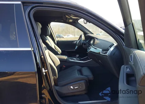 2020 BMW X5 xDrive40I z USA, uszkodzony, nr VIN 5UXCR6C08L9D45604